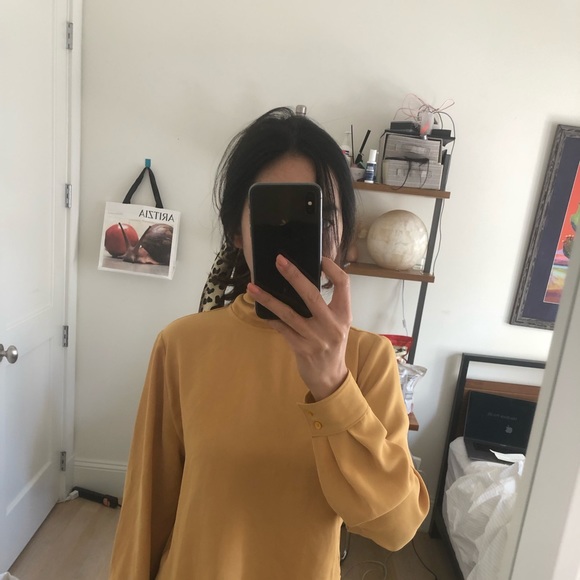 Tops - Picture 2 of 3